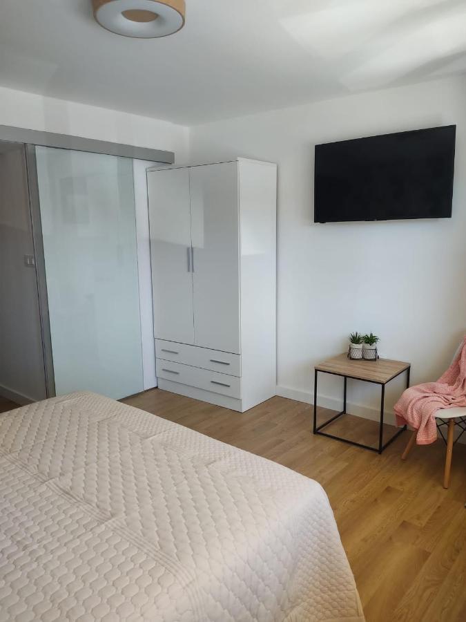 Apartamento Pequeno, Coqueto Y Centrico. Cedeira Exterior photo
